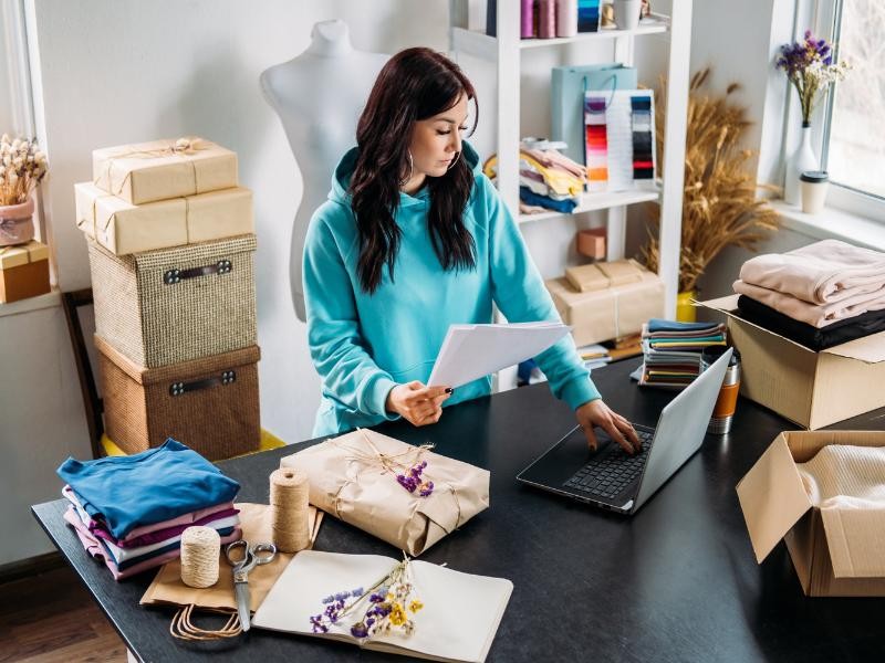 Coworking para Pequenos Negócios: Como Reduzir Custos e Aumentar a Produtividade